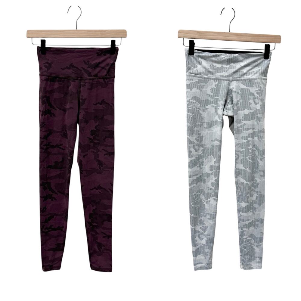 Strut This Bubdle of 2 Leggings Camo Burgundy and Gray Women’s One Size